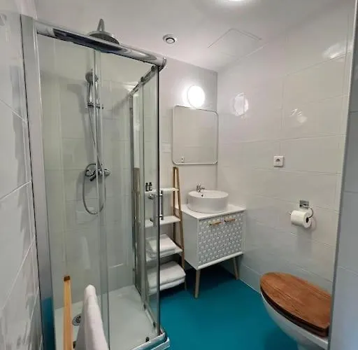 O'ma View Carcassonne